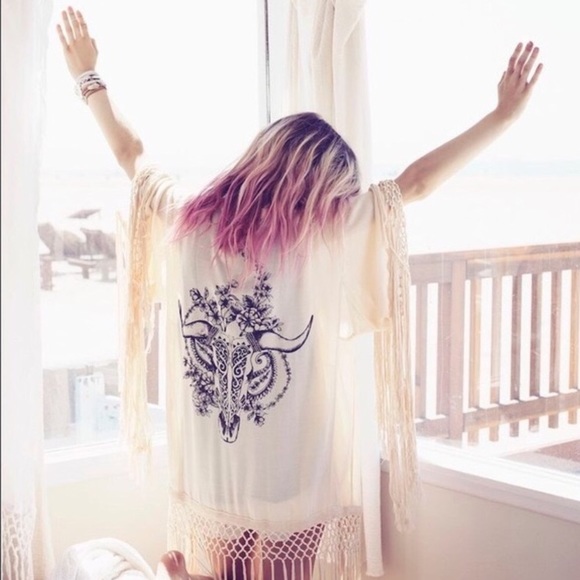 Desert Darling & Co. Tops - 🌸🌵🌼Desert Darling Boho Bull Skull Fringe Kimono